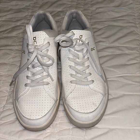 On Cloud White and Pink comfy Sneakers - Picture 7 of 7